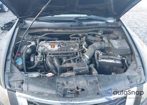 2010 Honda Accord 2.4 Ex from USA, damaged, VIN 1HGCP2F77AA153142